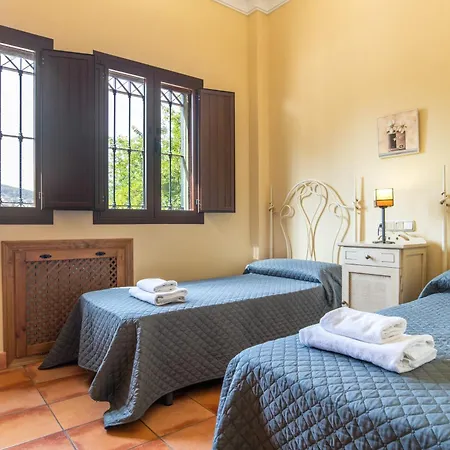 Vinas Villa *